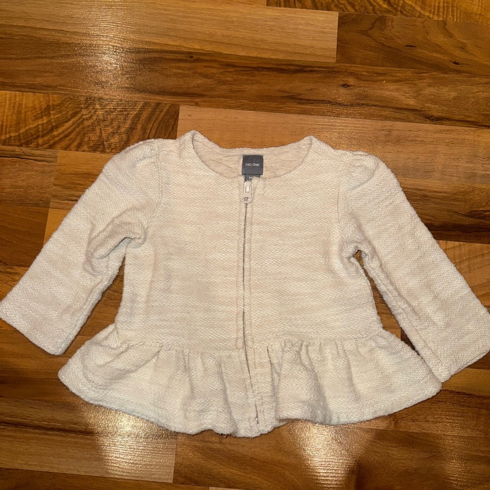 GAP‎ baby zip up sweater, heathered oatmeal color SZ 12-18 months classic